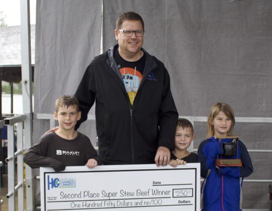 Brent Williams and Mariam Williams, sponsored by Bulkley Trucking, finished second in the super stew beef contest.
