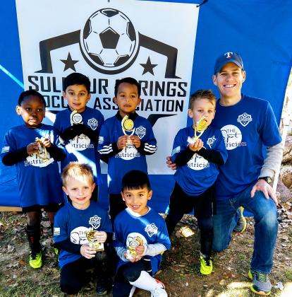 The Under 6 Royal Blue team was coached by Lanny Jones and sponsored by The Spot Nutricion.