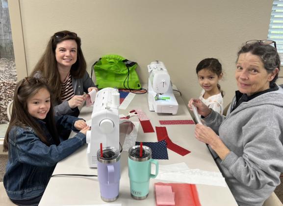 Hopkins County 4-H members are definitely putting their “hands to greater service” while creating quilts