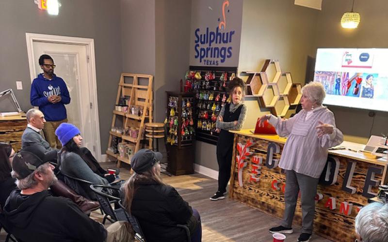 Billie Ruth Standbridge, co-director of Bright Star League of Arts, explains the mission of the nonprofit and introduces special guest Mikelle Standbridge, founder of Casa Regis Center for Culture and Contemporary Art in Northern Italy.